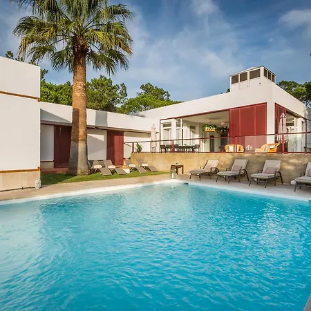 302 - * Вале-до-Лобо